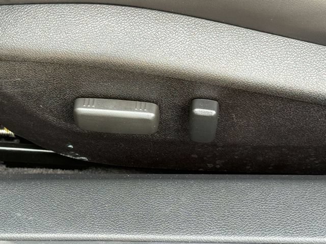 Used 2015 Chevrolet Camaro ZL1 RWD image 15