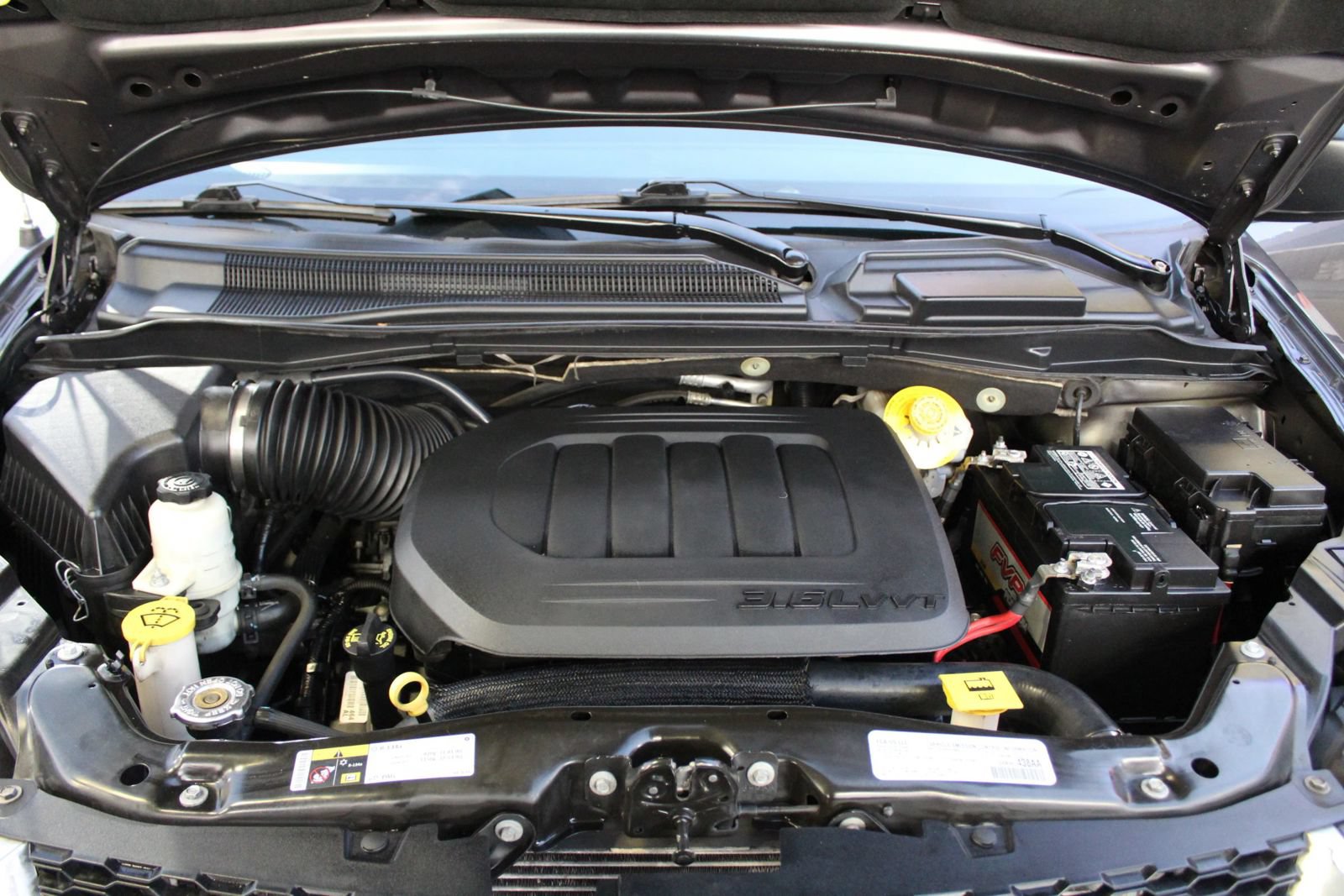 Used 2019 Dodge Grand Caravan SE FWD image 32