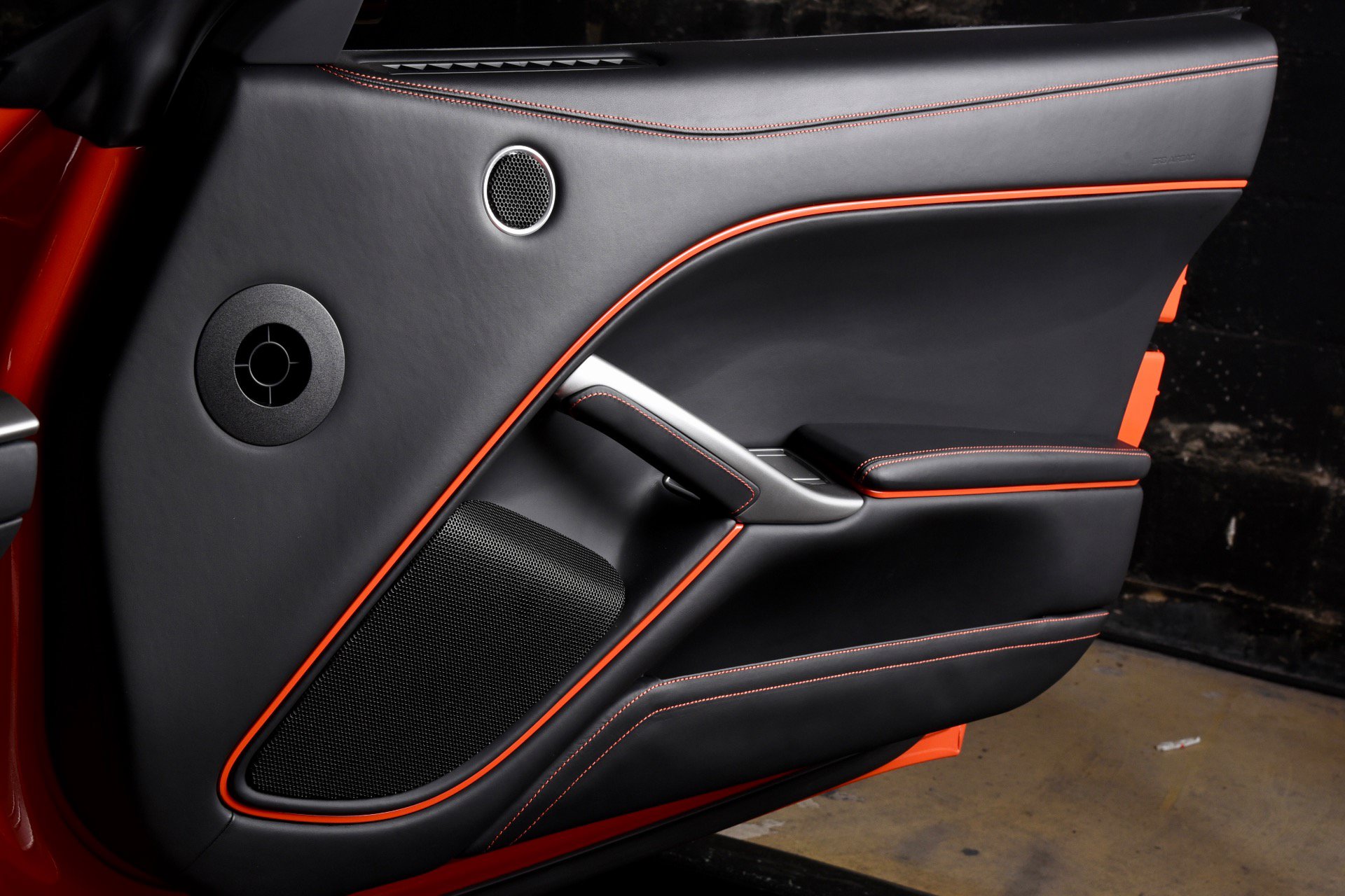 Used 2014 Ferrari F12 Berlinetta RWD image 37