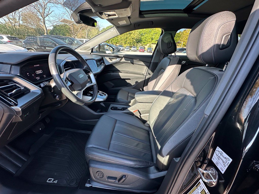 Used 2023 Audi Q4 e-tron Premium Plus w/ Premium Plus AWD/4WD image 19