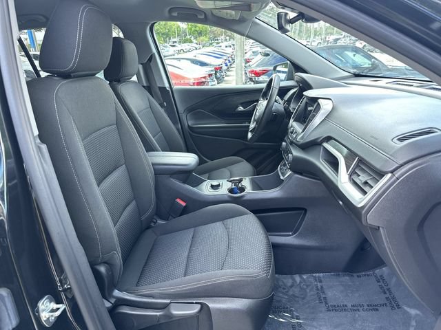 Used 2024 GMC Terrain SLE AWD/4WD image 29