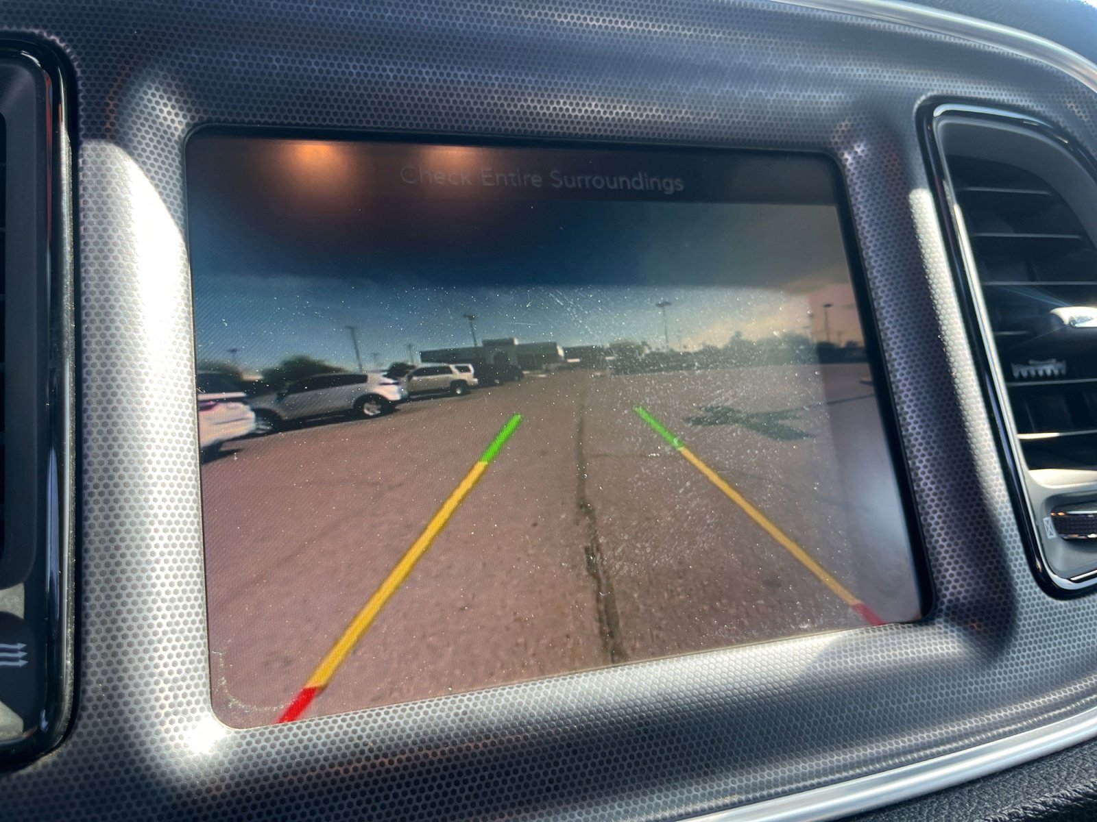 Used 2015 Dodge Challenger R/T Plus RWD image 28