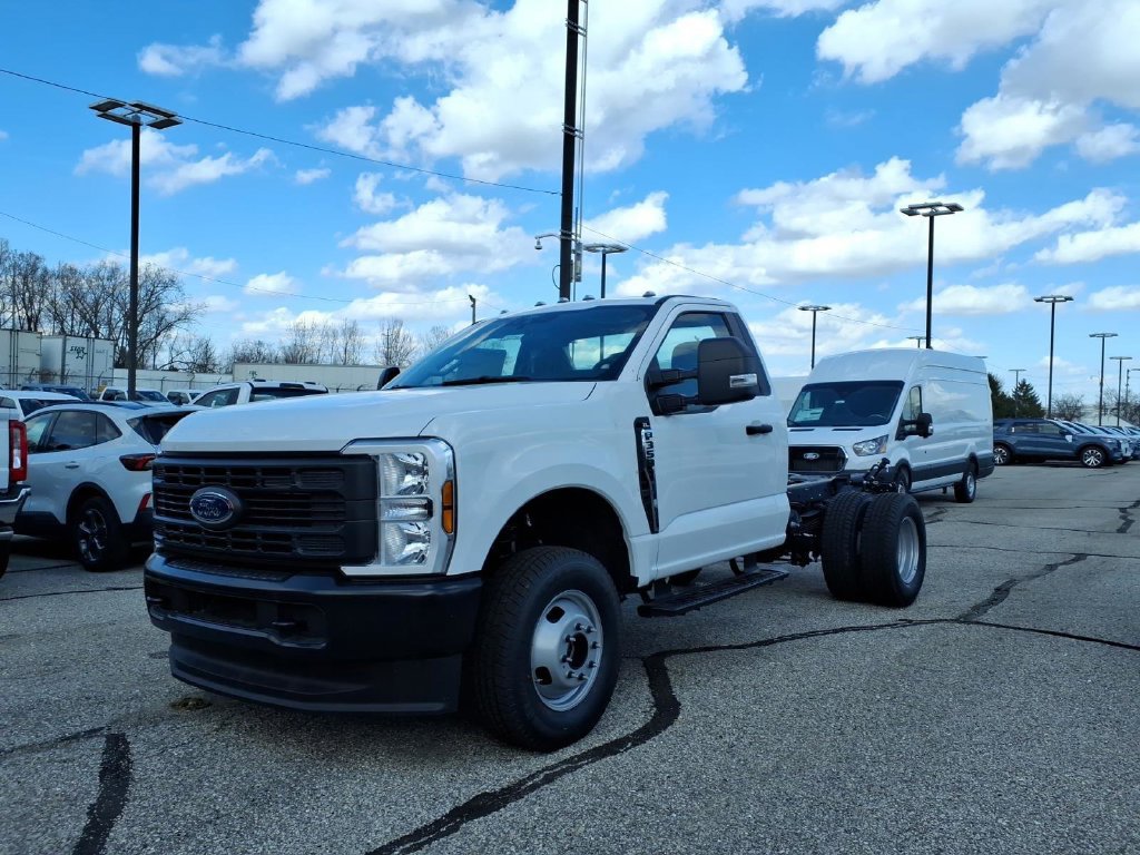 New 2026 Ford F350 XL