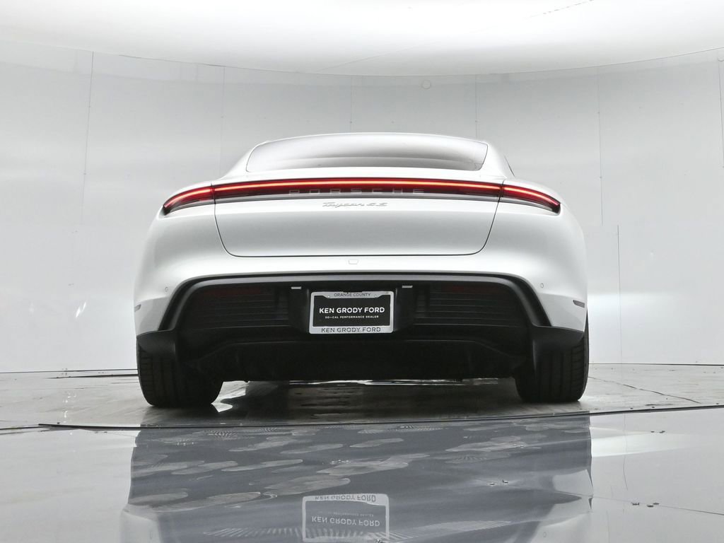 Used 2021 Porsche Taycan 4S image 49