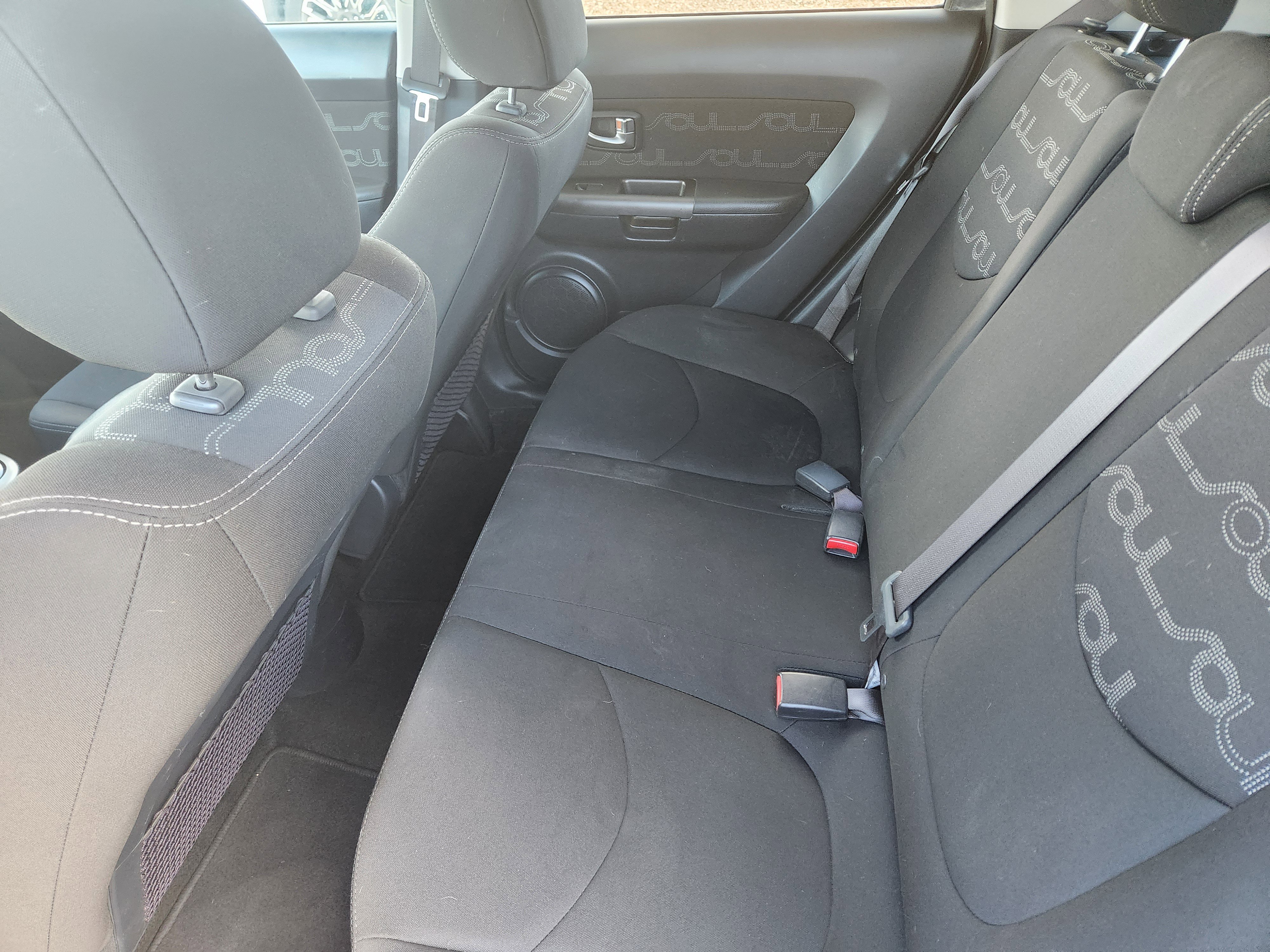 Used 2013 Kia Soul + w/ Audio Pkg image 9