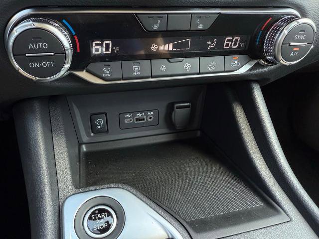 New 2025 Nissan Sentra SR w/ Midnight Edition image 26