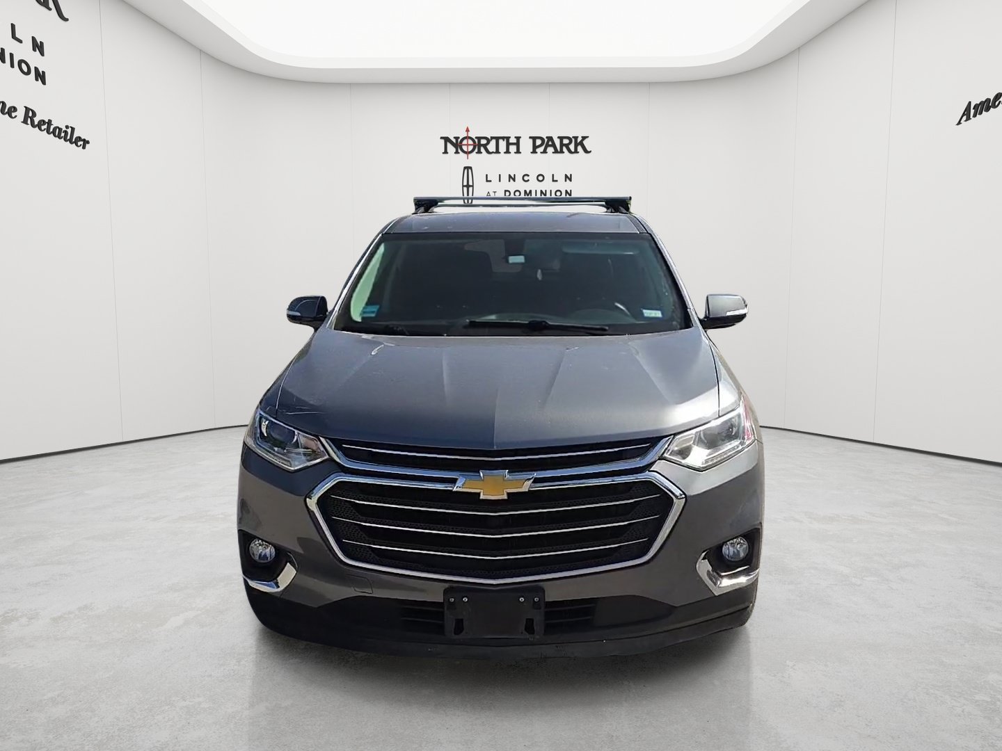 Used 2019 Chevrolet Traverse LT FWD image 8