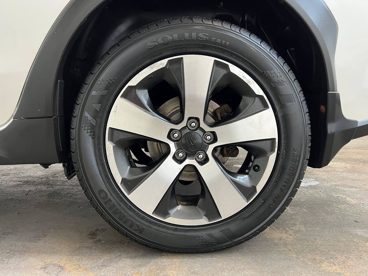 Used 2015 Subaru Crosstrek Touring AWD/4WD image 30