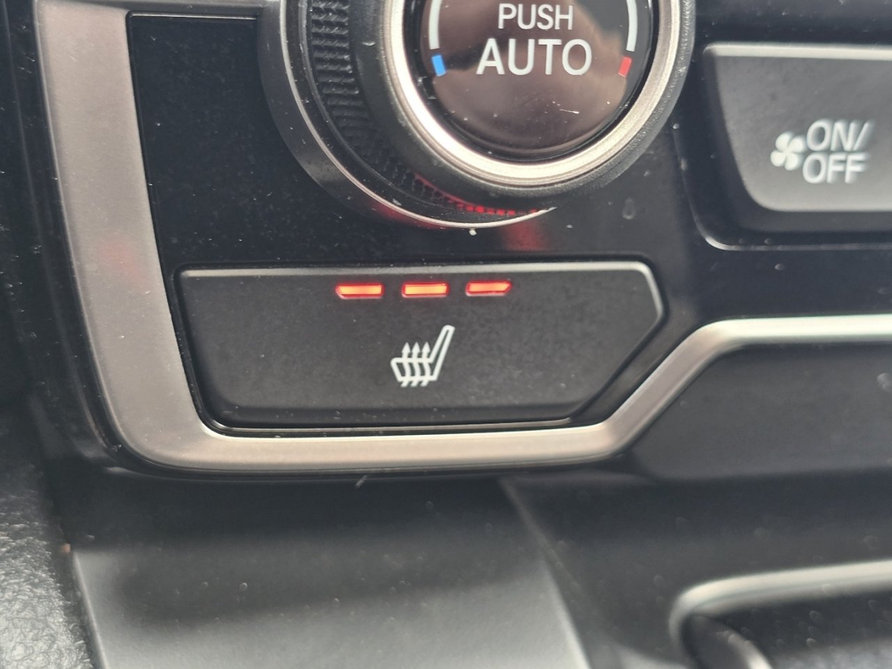 Used 2021 Honda CR-V Touring image 30