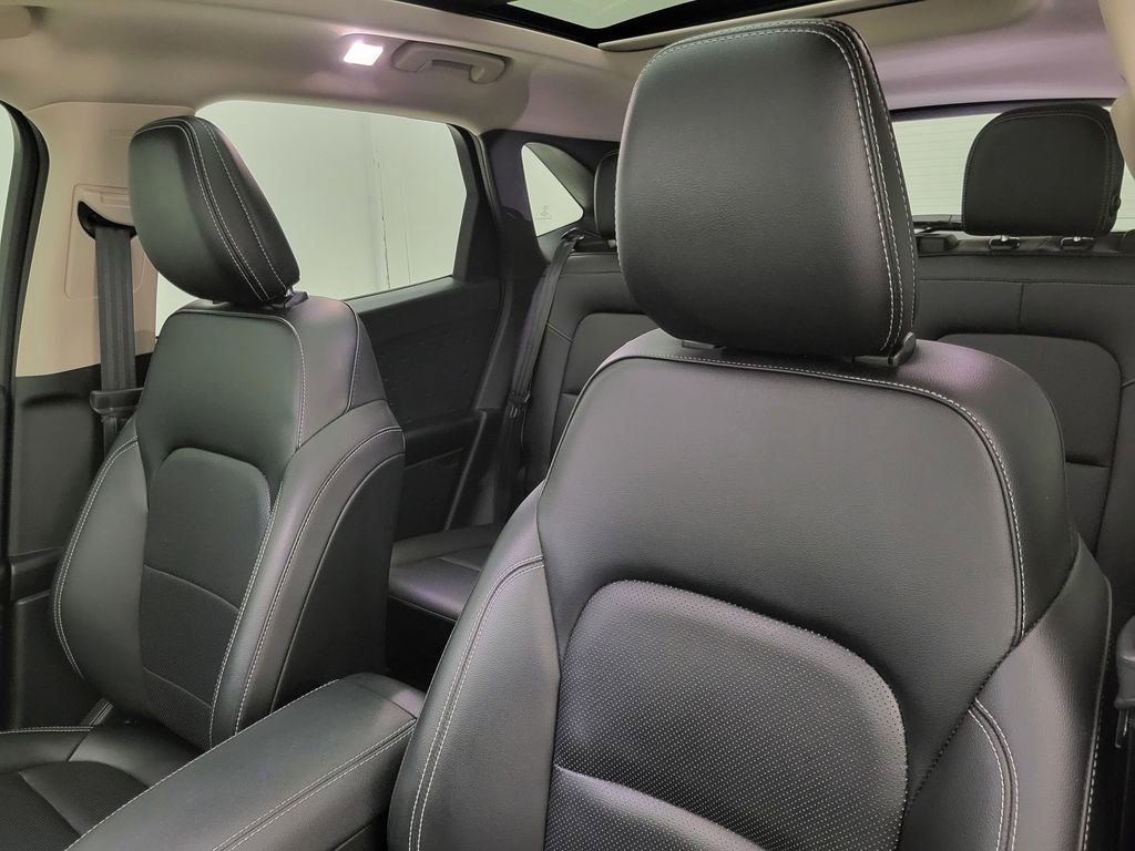 Used 2020 Ford Escape SEL image 32