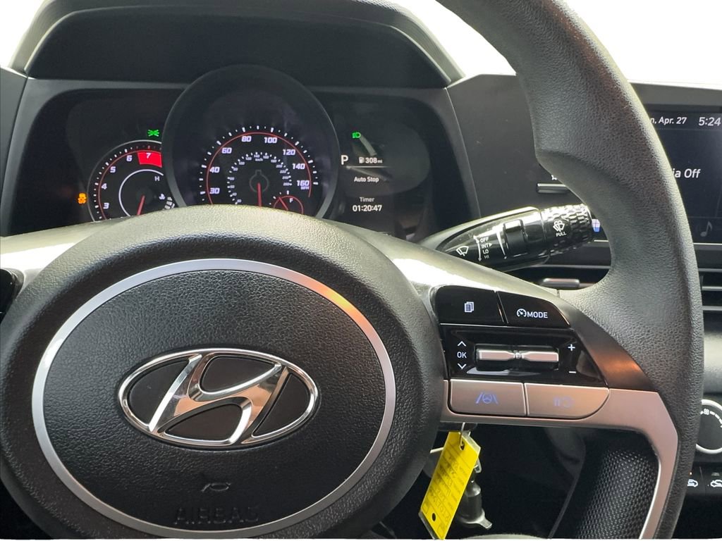 Used 2021 Hyundai Elantra SE FWD image 37