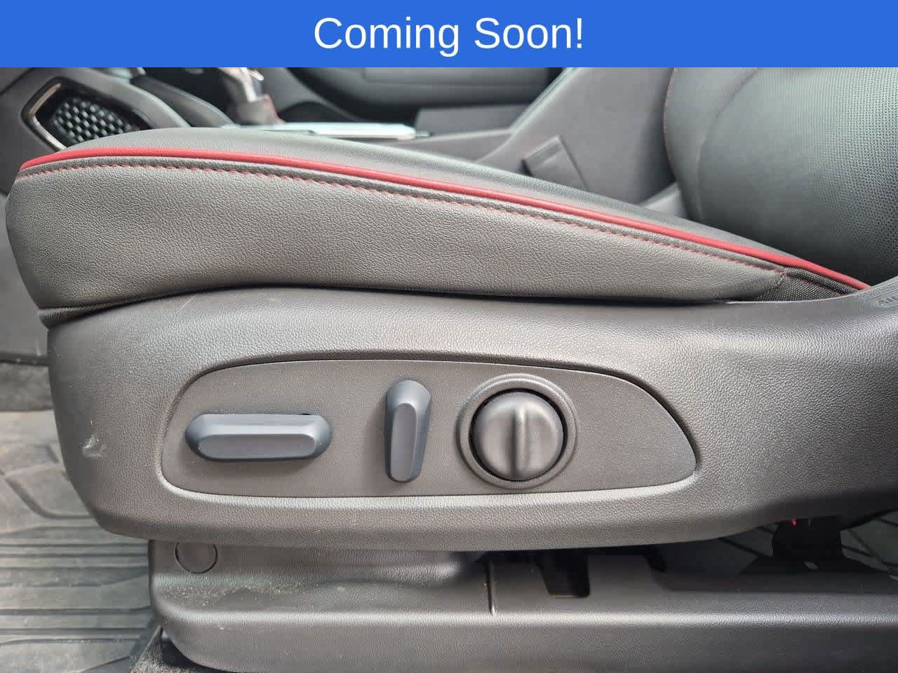 Used 2025 Chevrolet TrailBlazer RS w/ Convenience Package FWD image 17