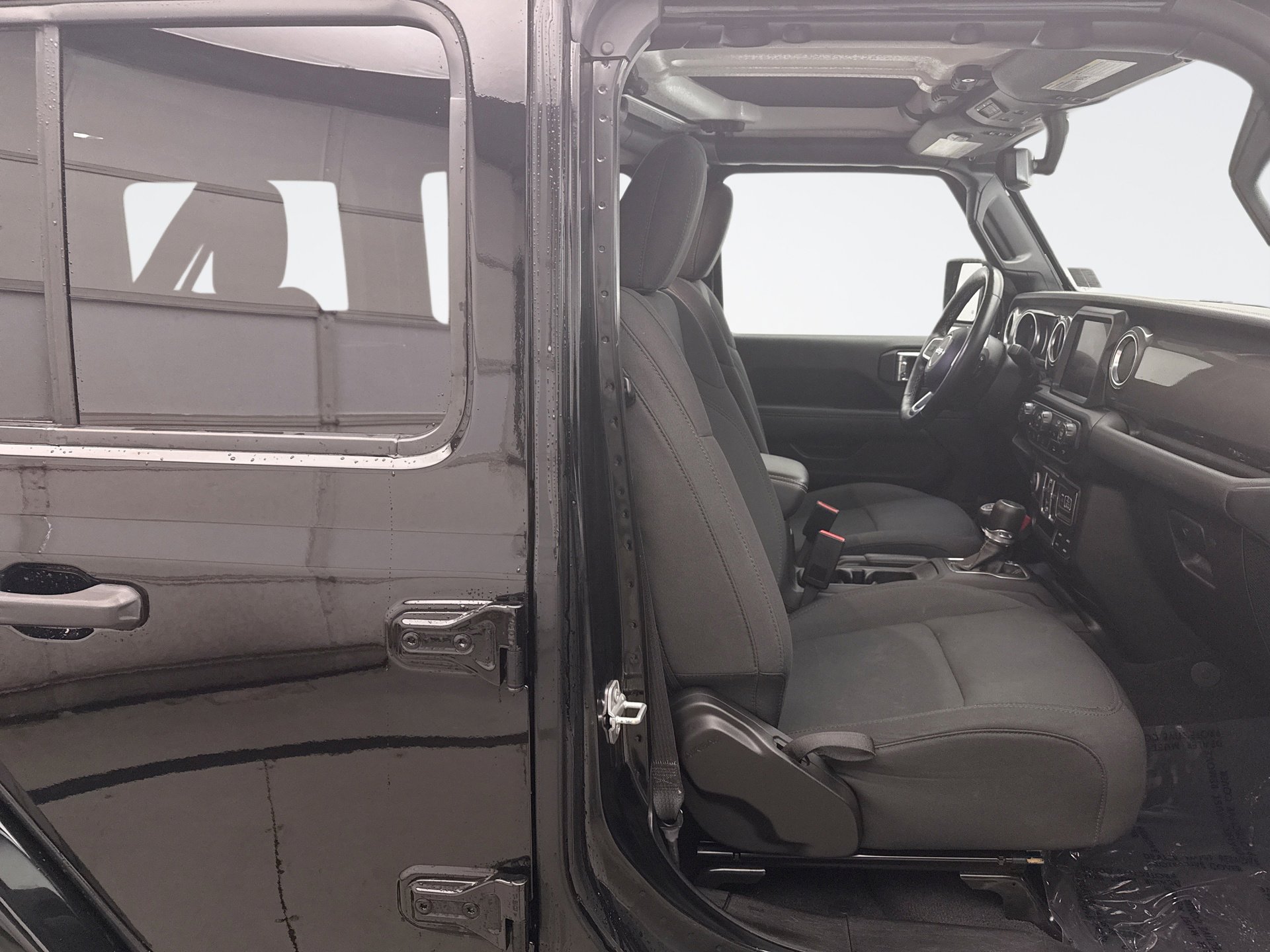 Used 2022 Jeep Wrangler Unlimited Sahara w/ Dual Top Group image 17