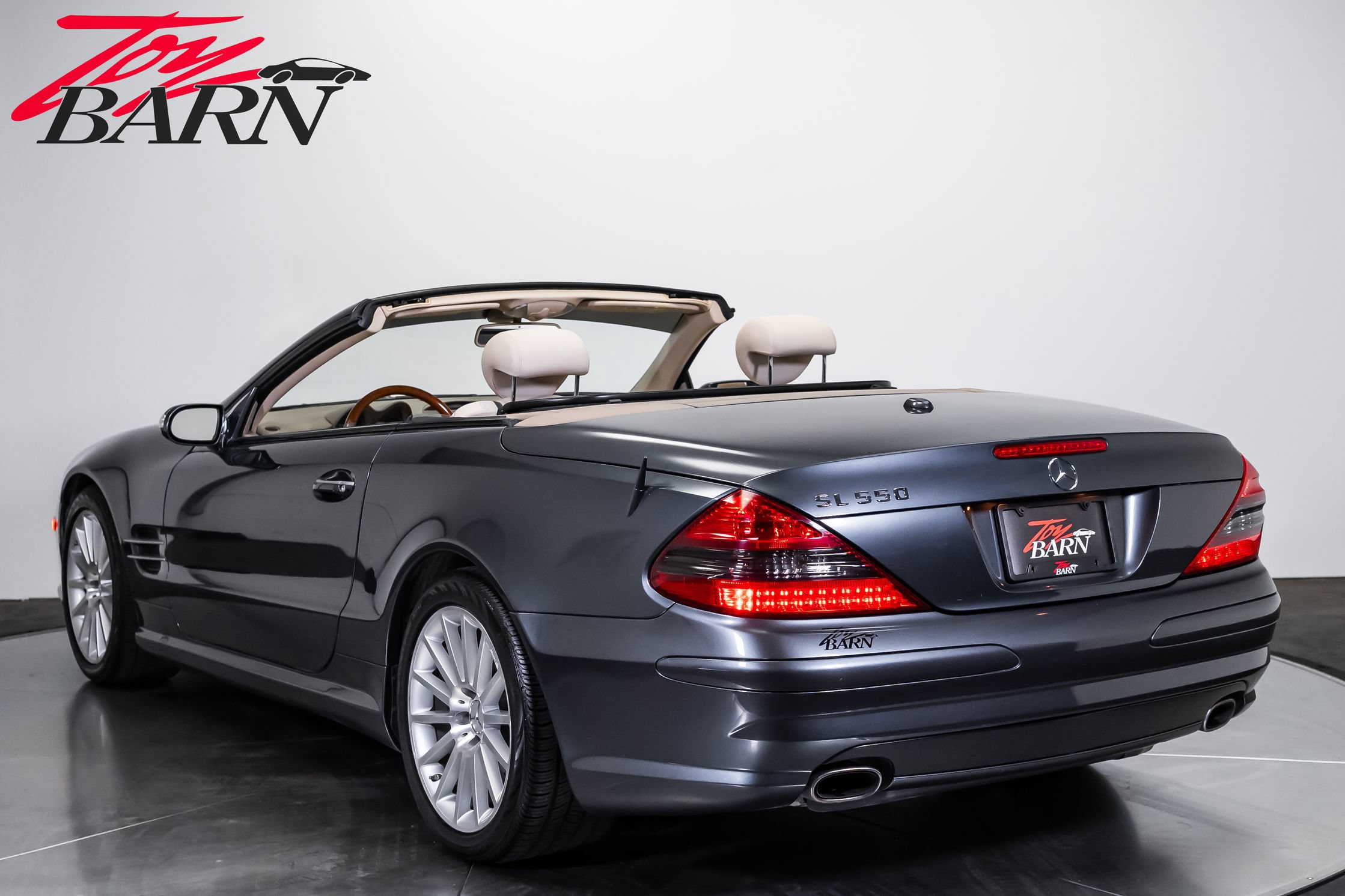 Used 2008 Mercedes-Benz SL 550 image 3