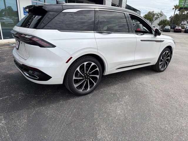 New 2026 Lincoln Nautilus Black Label AWD/4WD image 7