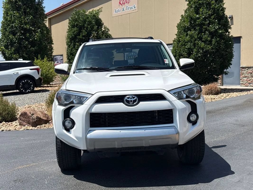 Used 2019 Toyota 4Runner TRD Off-Road AWD/4WD image 38