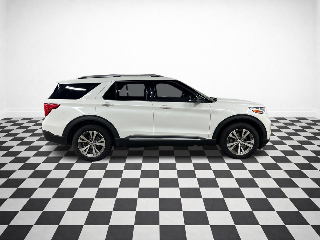 Used 2020 Ford Explorer Platinum w/ Premium Technology Package AWD/4WD image 2