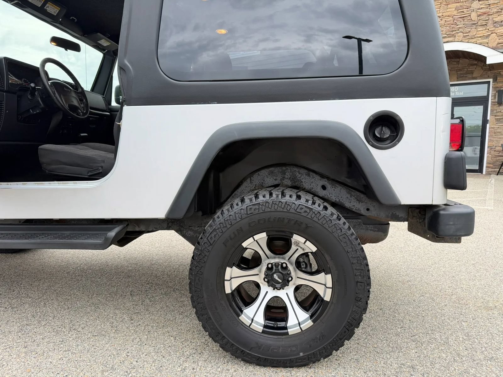 Used 2004 Jeep Wrangler 4WD image 68