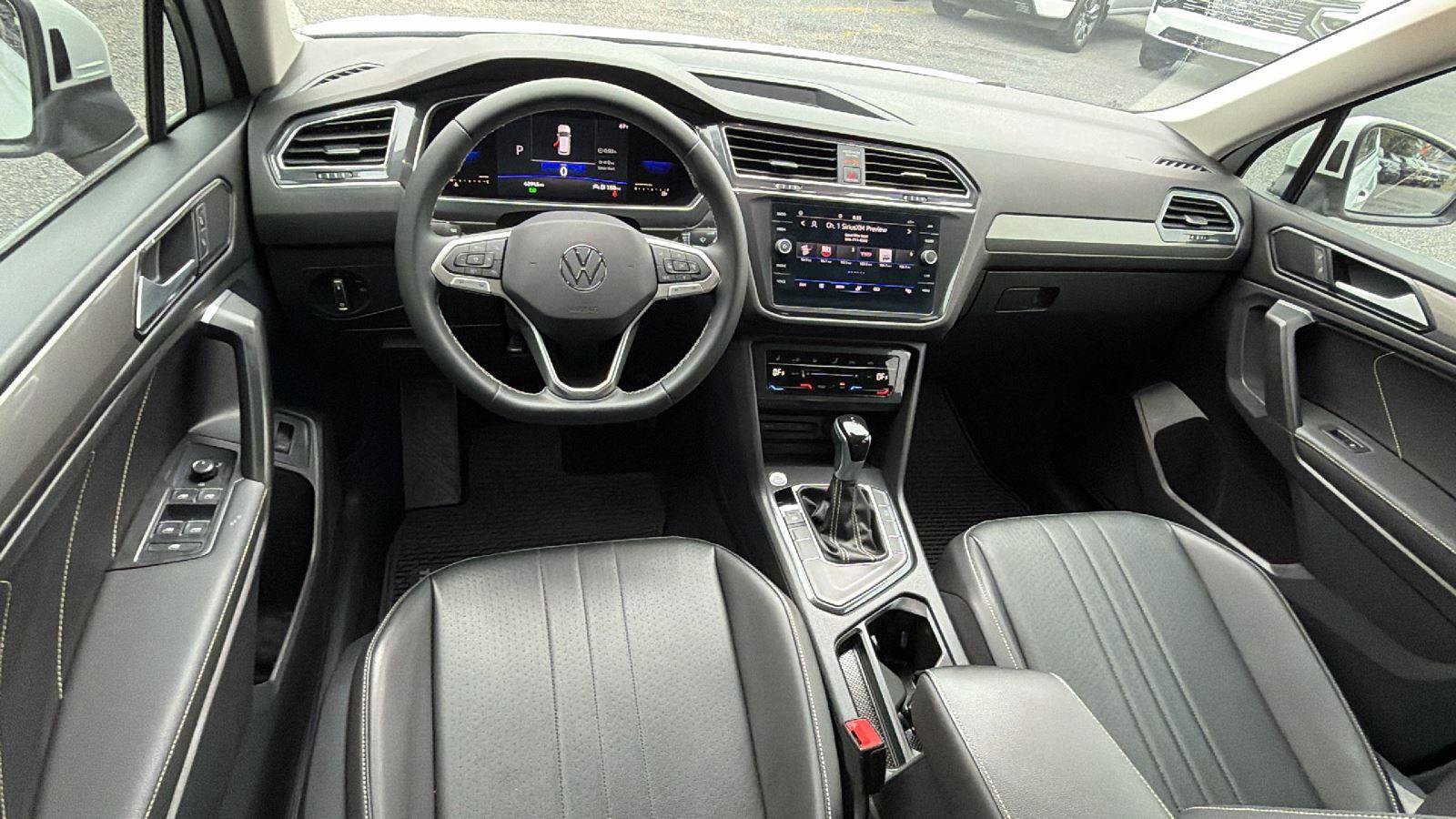 Used 2022 Volkswagen Tiguan SE FWD image 24