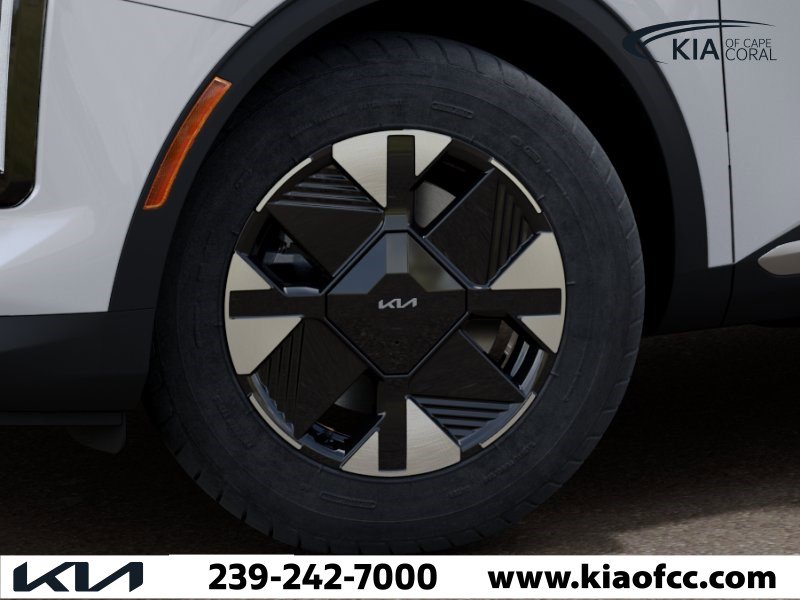 New 2026 Kia Sportage LX image 9