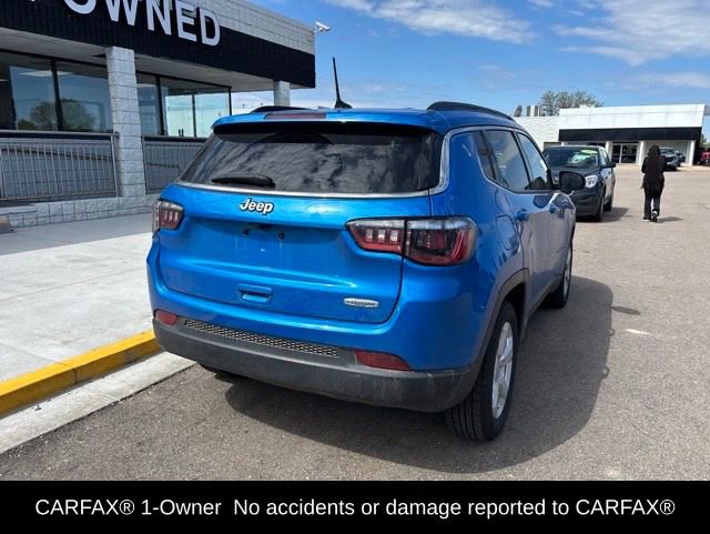 Used 2022 Jeep Compass Latitude FWD image 7