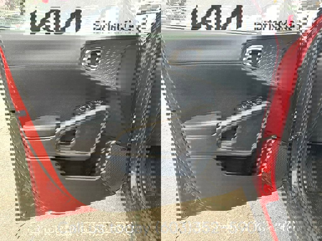 Used 2020 Kia Soul S image 10