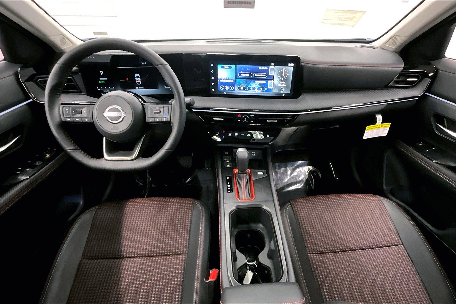 New 2025 Nissan Kicks SR w/ SR Premium Package AWD/4WD image 18