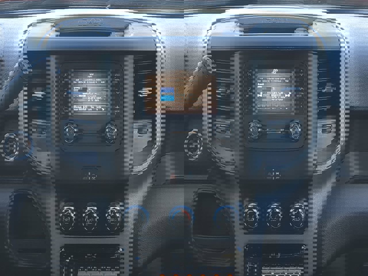 Used 2021 RAM 5500 Tradesman w/ Chrome Appearance Group image 16