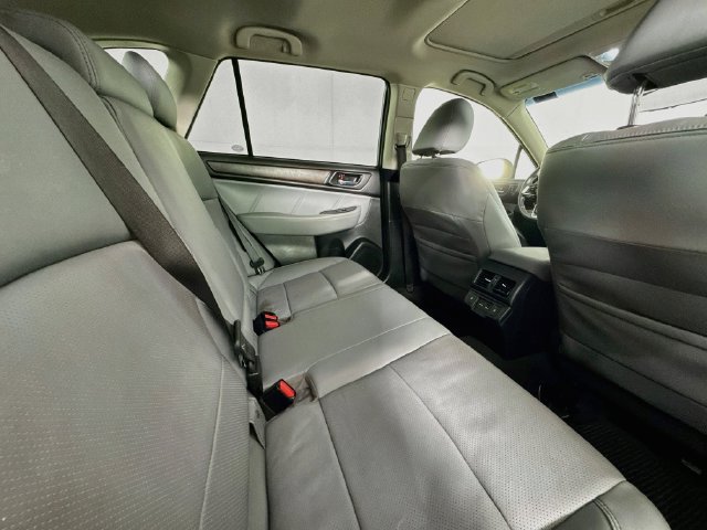 Used 2019 Subaru Outback 2.5i Limited AWD/4WD image 24