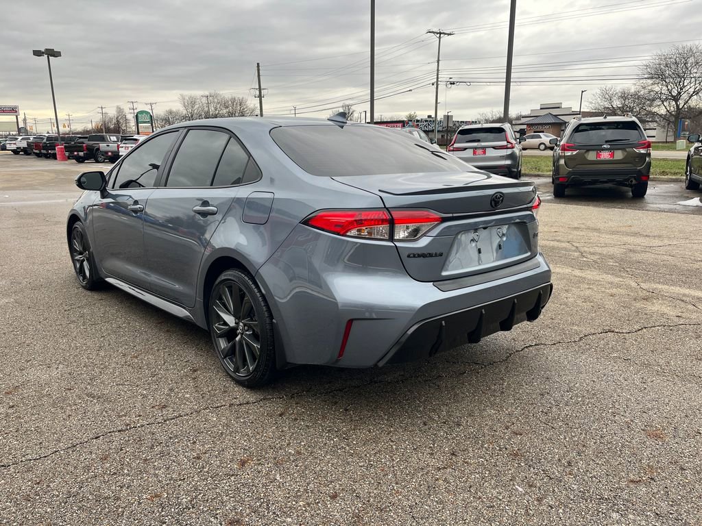 Certified 2024 Toyota Corolla SE image 3