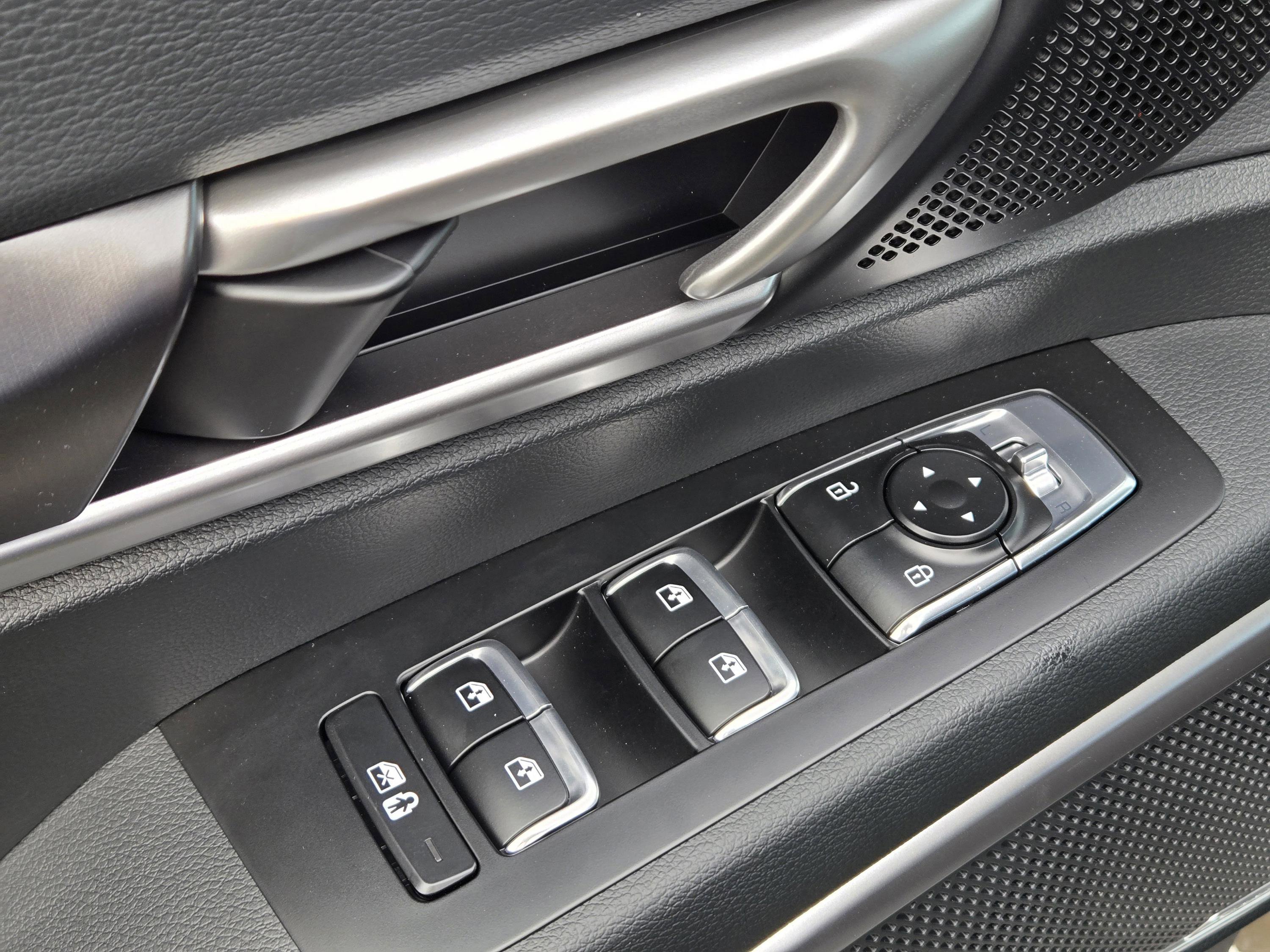 New 2025 Kia Telluride S image 14