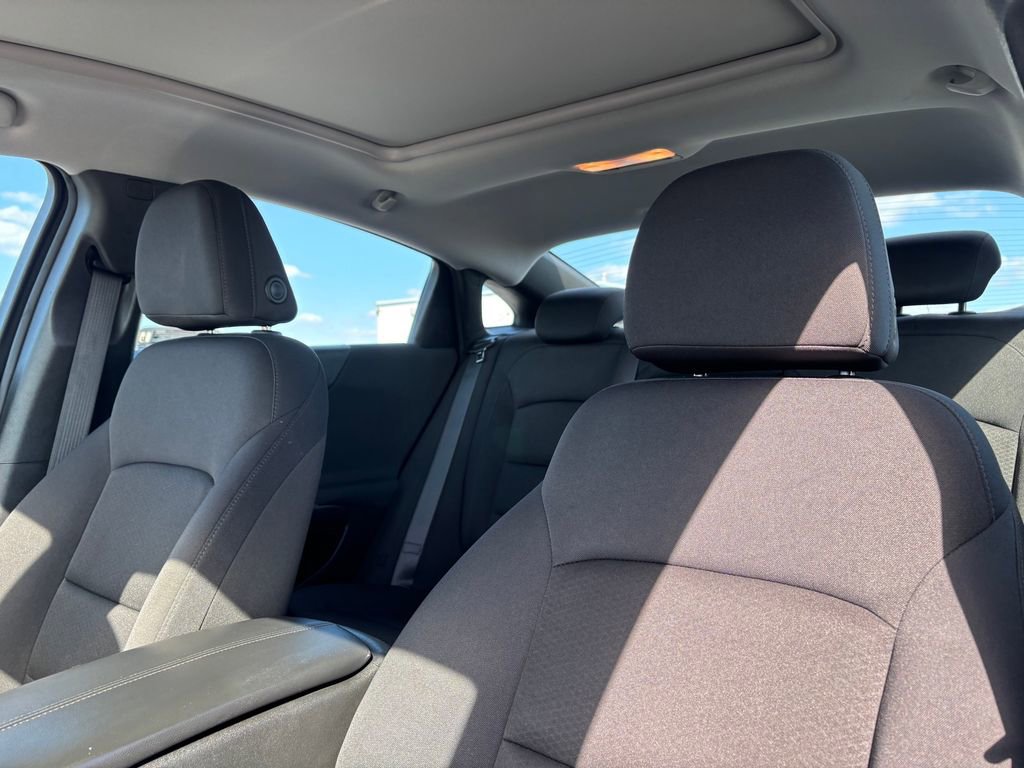 Used 2023 Chevrolet Malibu LT image 13