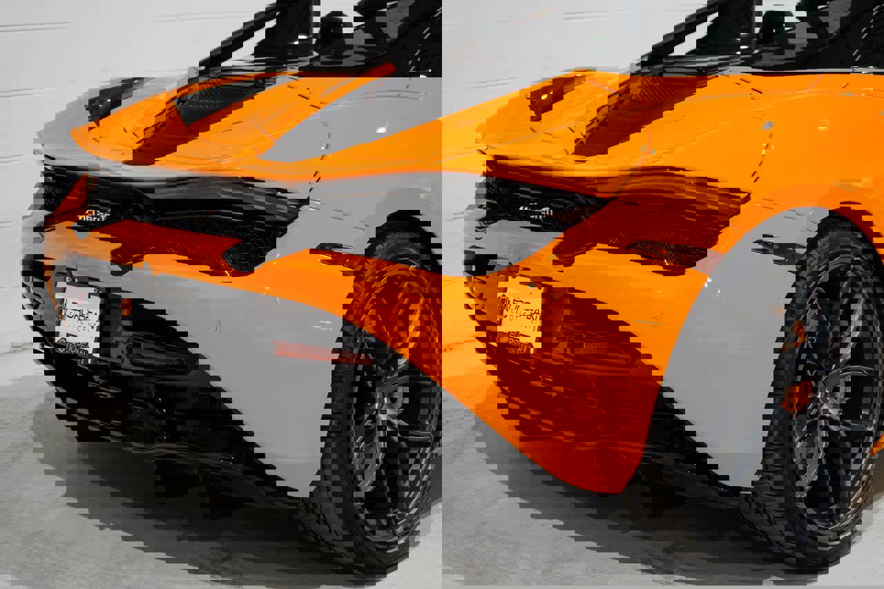 Used 2022 McLaren 720S Performance image 26