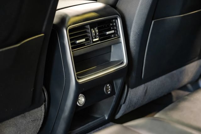 Used 2019 Porsche Cayenne AWD/4WD image 46