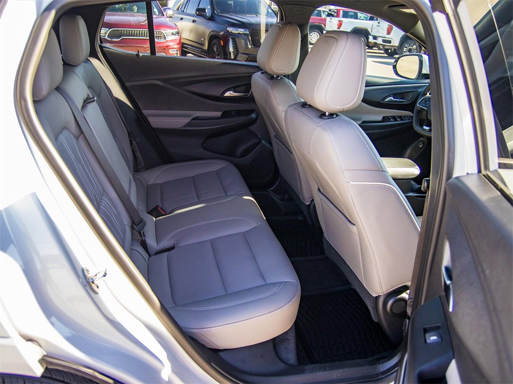 Certified 2025 Buick Envista Avenir image 21