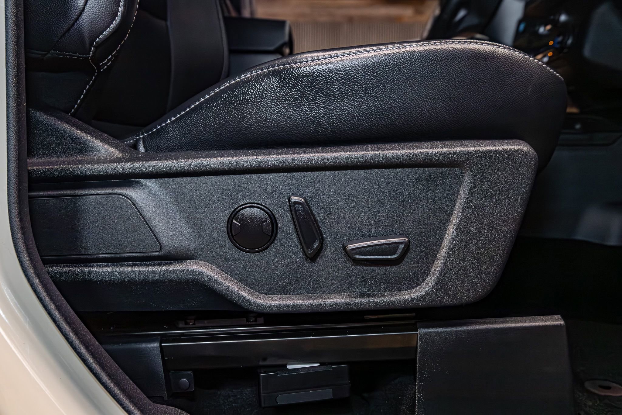 Used 2025 Ford Bronco Outer Banks image 25