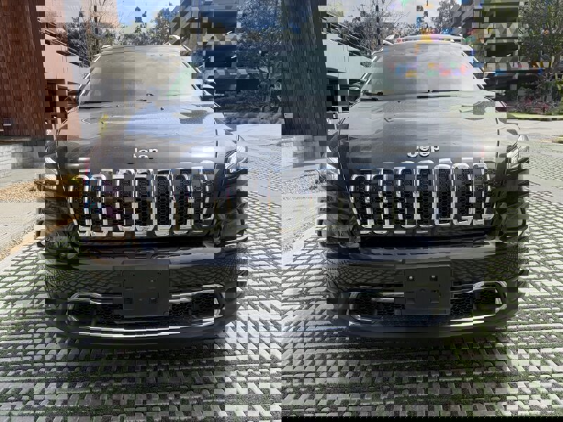 Used 2016 Jeep Cherokee Limited image 26