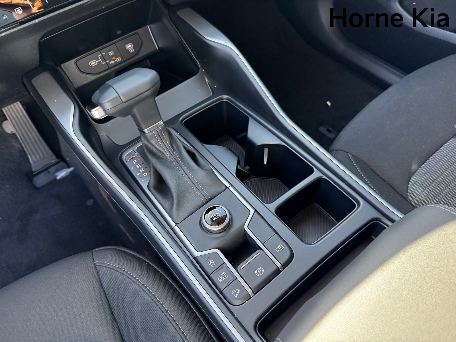 New 2026 Kia Sorento LX FWD image 12