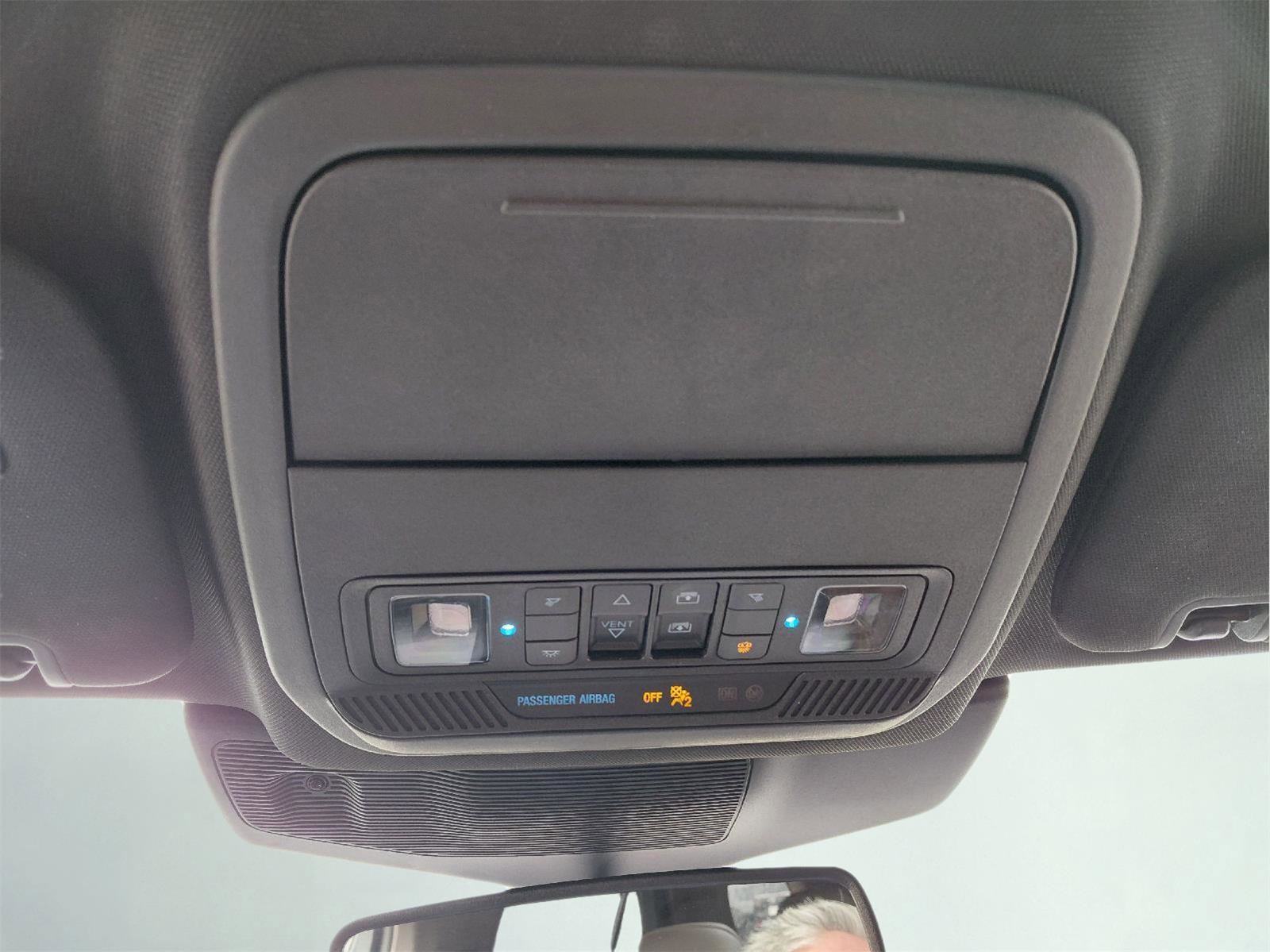 Used 2022 Ford Explorer King Ranch w/ Premium Technology Package image 34