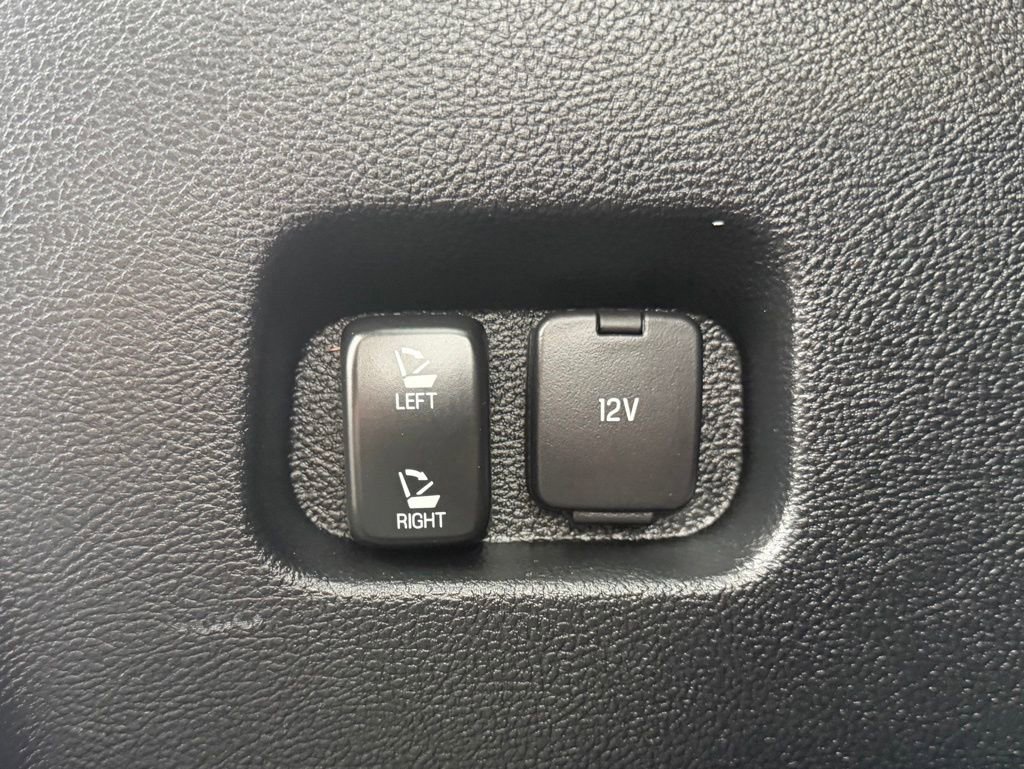 Used 2020 Ford Edge SEL AWD/4WD image 7