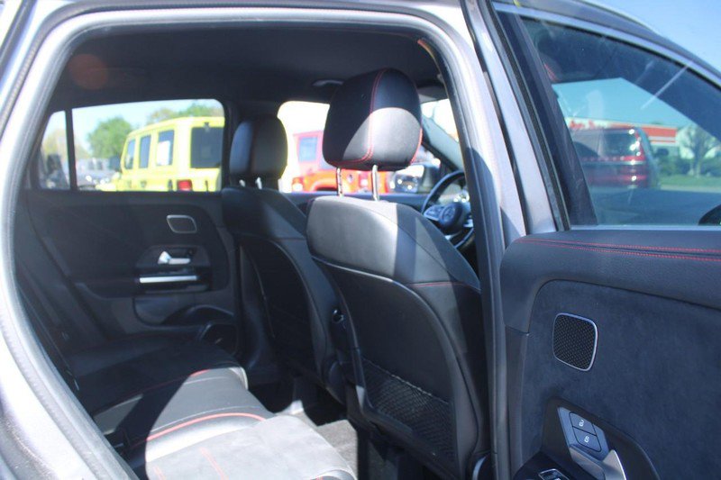 Used 2021 Mercedes-Benz GLA 250 4MATIC image 12