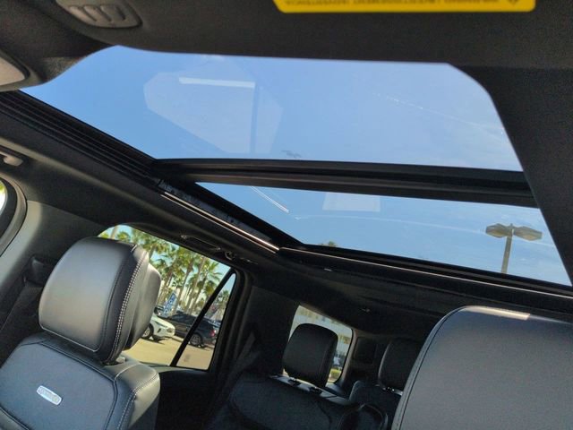 New 2026 Ford Expedition Platinum w/ Stealth Appearance Package AWD/4WD image 20