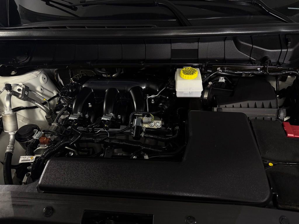 Used 2024 Nissan Pathfinder SV w/ Black Appearance Package FWD image 35