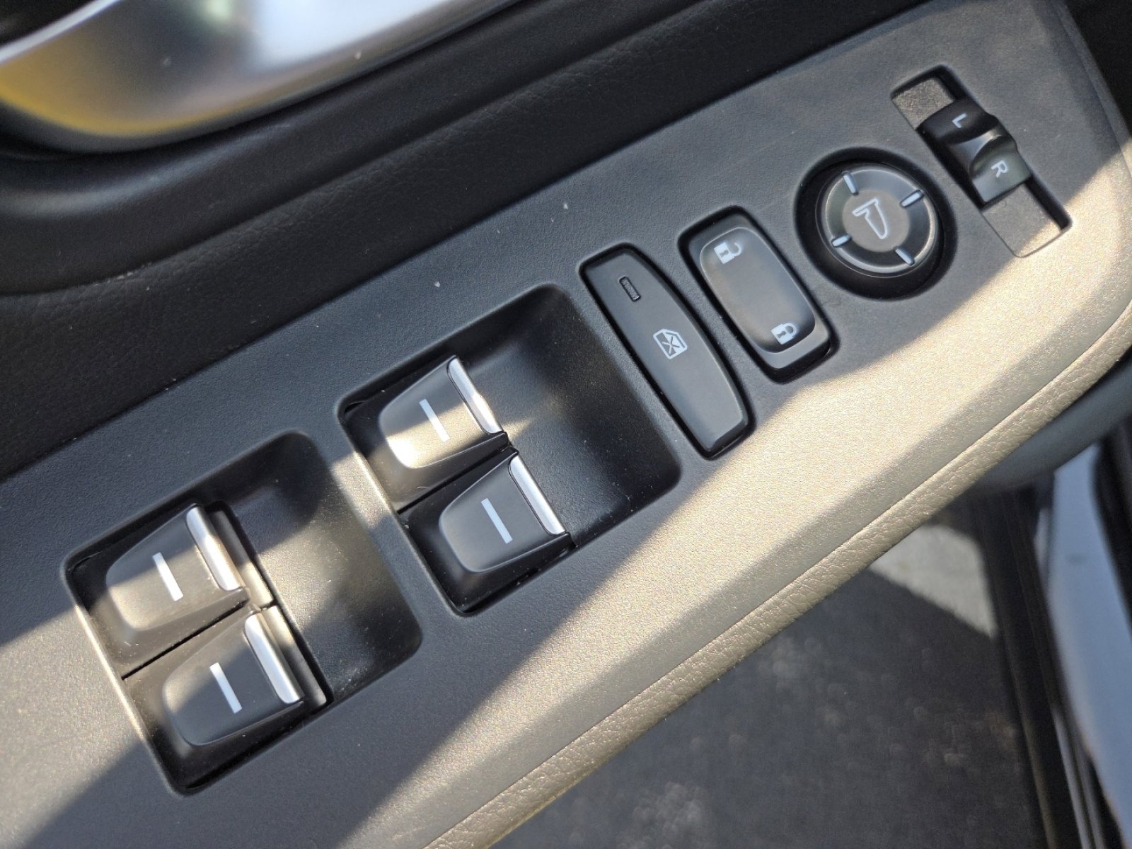 Certified 2025 Honda Pilot EX-L image 28