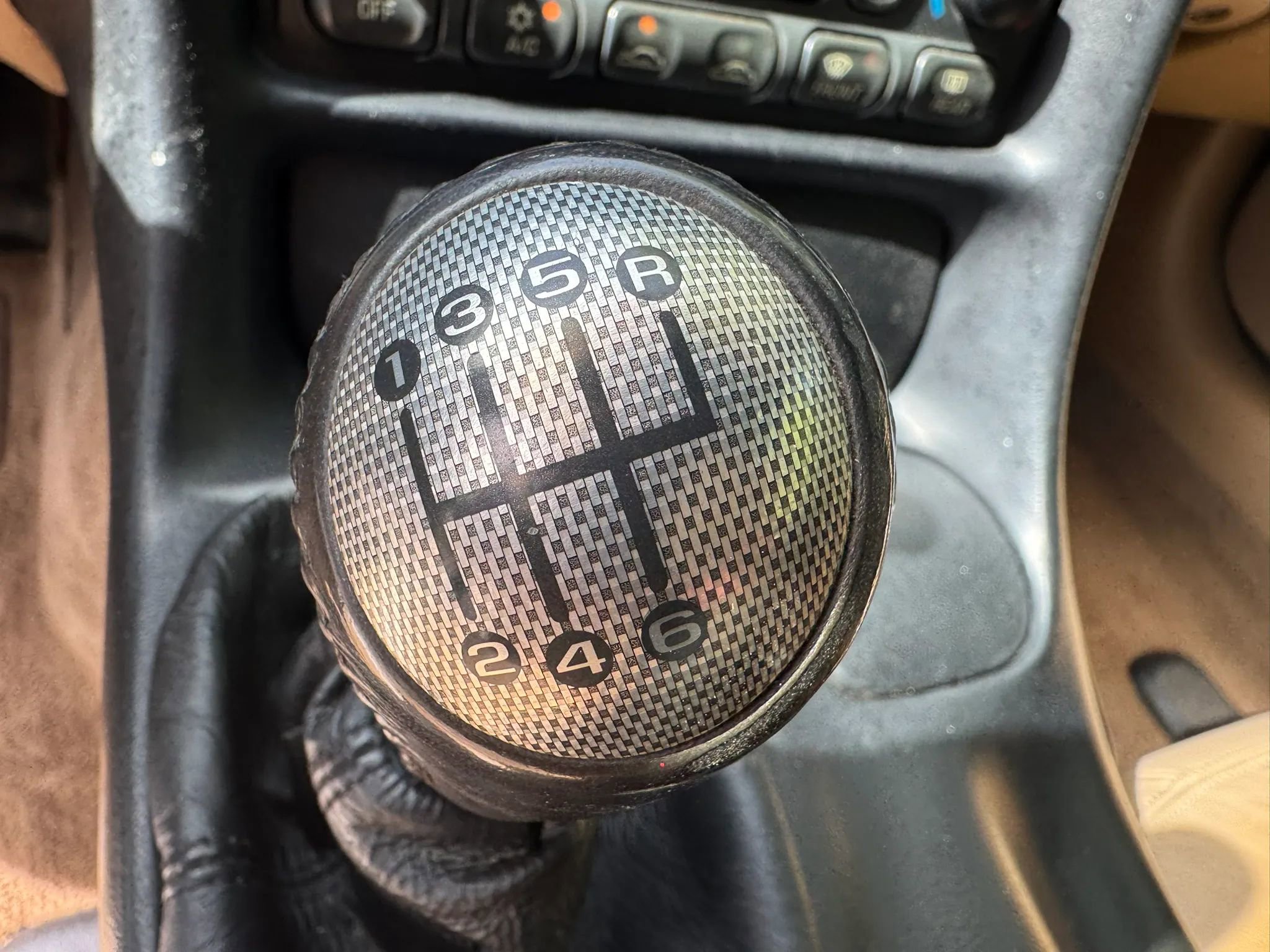 Used 2002 Chevrolet Corvette Convertible w/ Preferred Equipment Group2 image 15