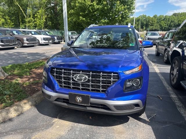 Used 2025 Hyundai Venue SEL FWD image 4