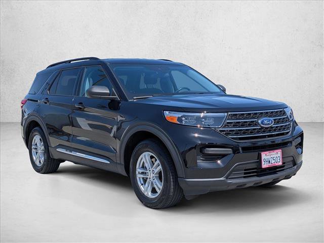 Used 2023 Ford Explorer XLT RWD image 3
