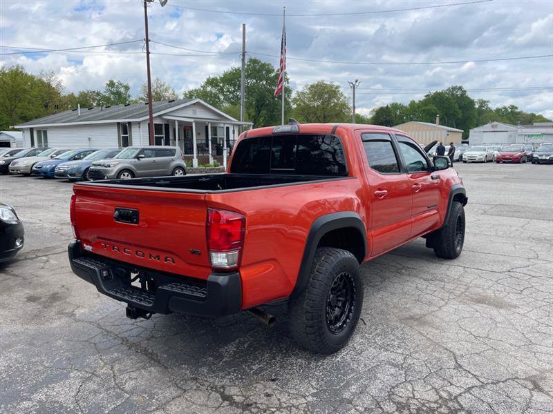 Used 2017 Toyota Tacoma TRD Off-Road w/ Tow Package RWD image 5