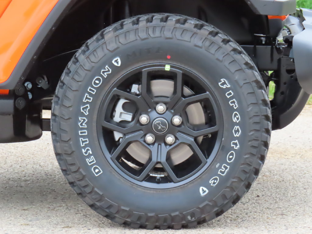 New 2026 Jeep Gladiator Sport AWD/4WD image 13