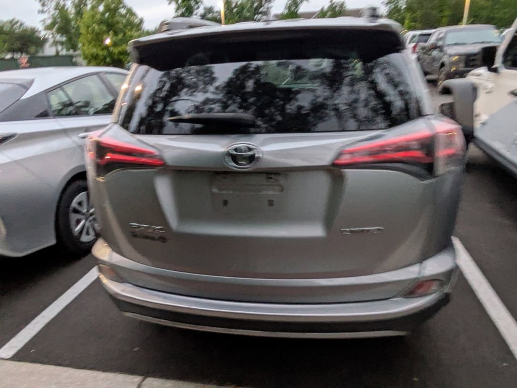 Used 2016 Toyota RAV4 Limited w/ Advanced Technology Package FWD image 6